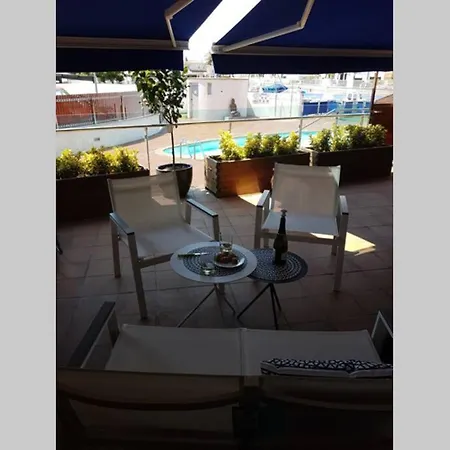 Appart De Standing Calme Avec Piscine Apartment Roses