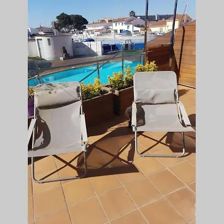 Appart De Standing Calme Avec Piscine Roses