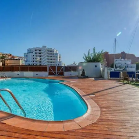 Appart De Standing Calme Avec Piscine Apartment Roses
